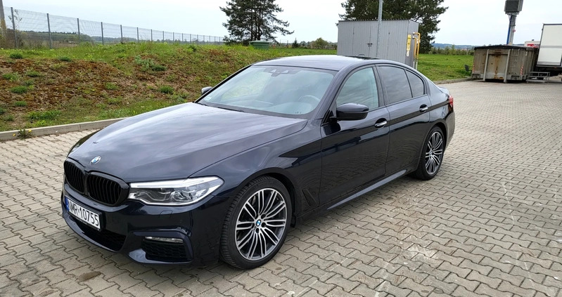 BMW Seria 5 cena 160000 przebieg: 185000, rok produkcji 2018 z Mrągowo małe 29